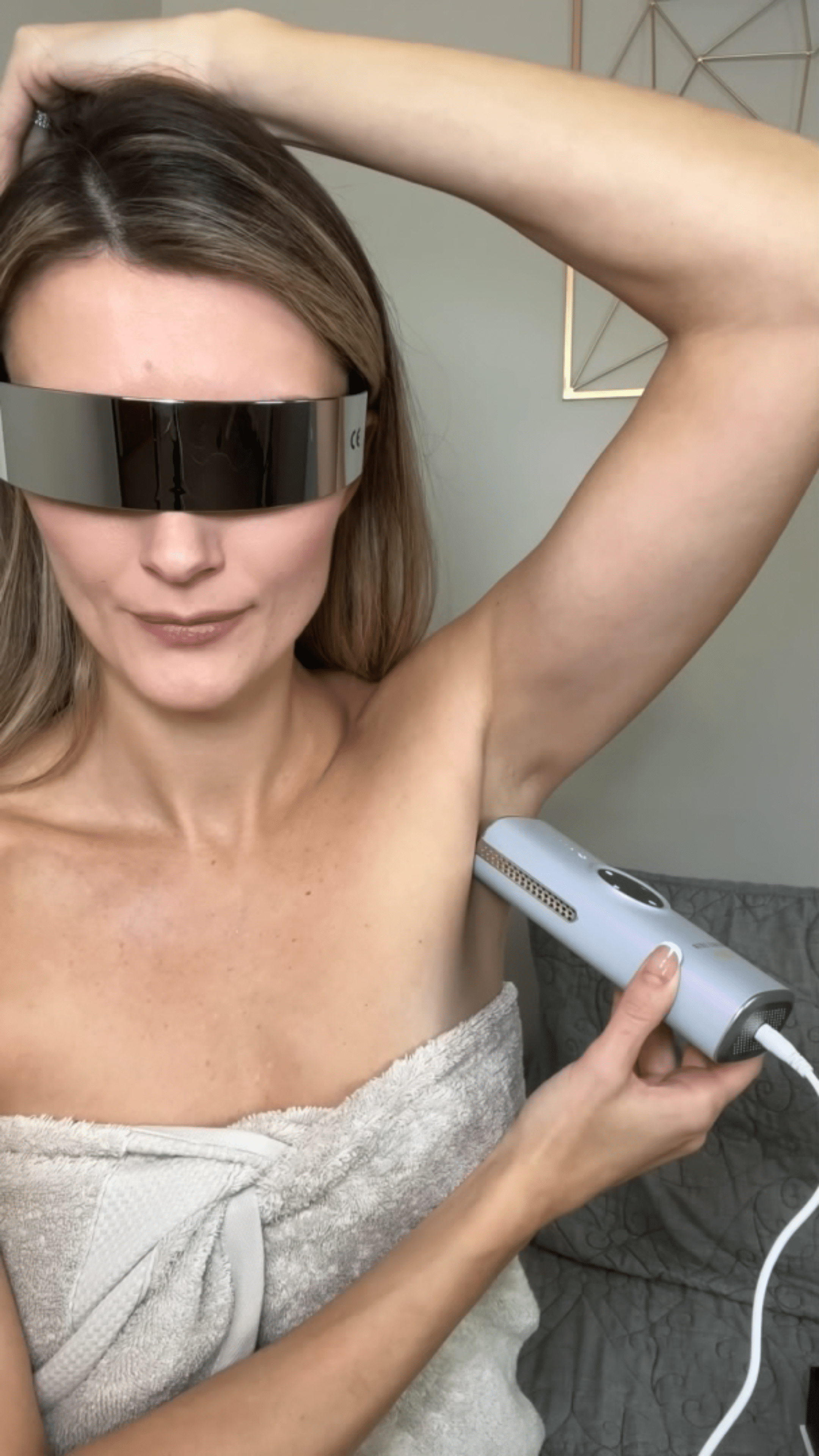 AURORA - 2-in-1 IPL Hair Removal & Skin Rejuvenation Device with Sapphire Ice-Cooling Morii Skin